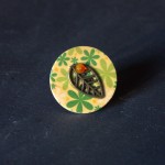 bague bouton bois fleurs verte feuille métal